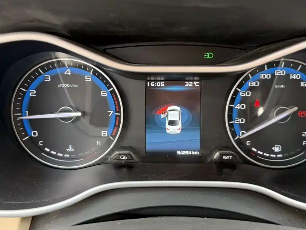 Geely Emgrand 2018