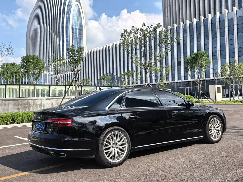 Audi A8 2016