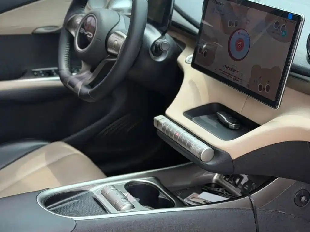 BYD Dolphin 2023