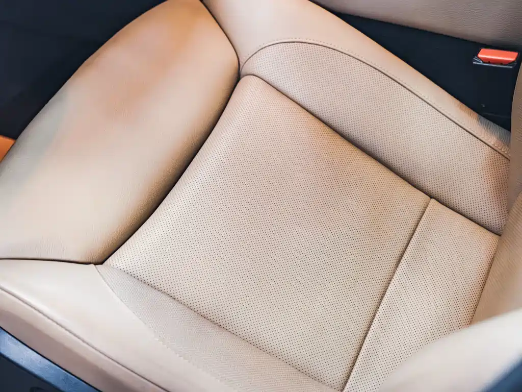 BMW X6 M 2013 — фото 13