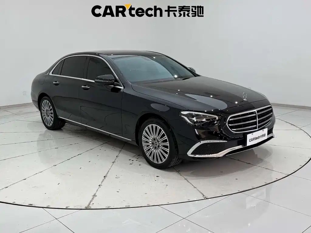 Mercedes-Benz E-Class 2023 — фото 4