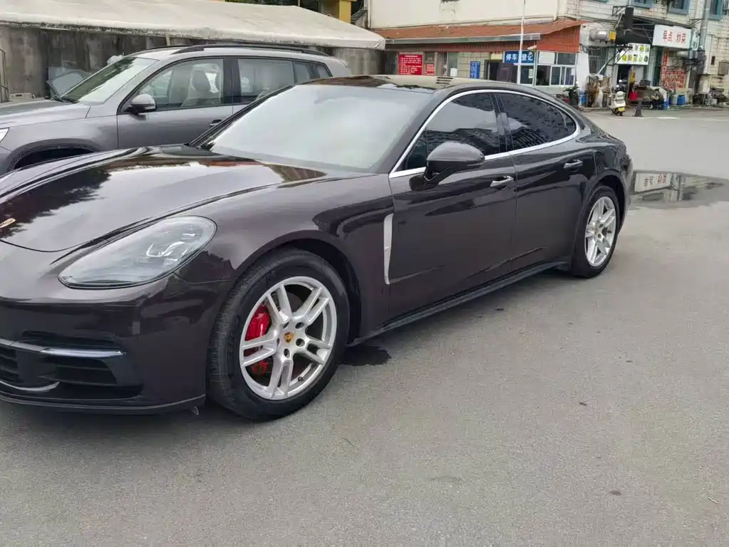 Porsche Panamera 2018 — фото 3