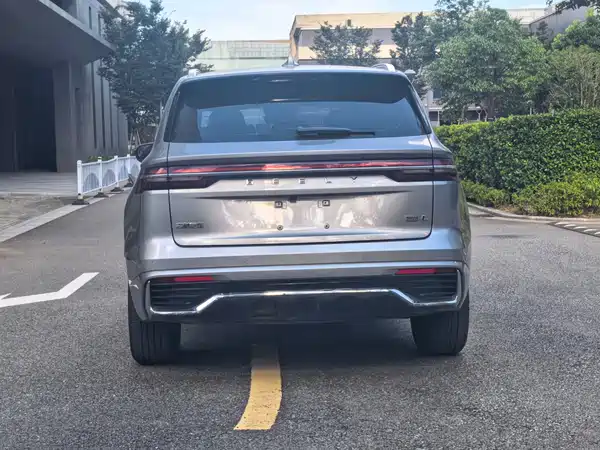 Geely Xingyue L 2024