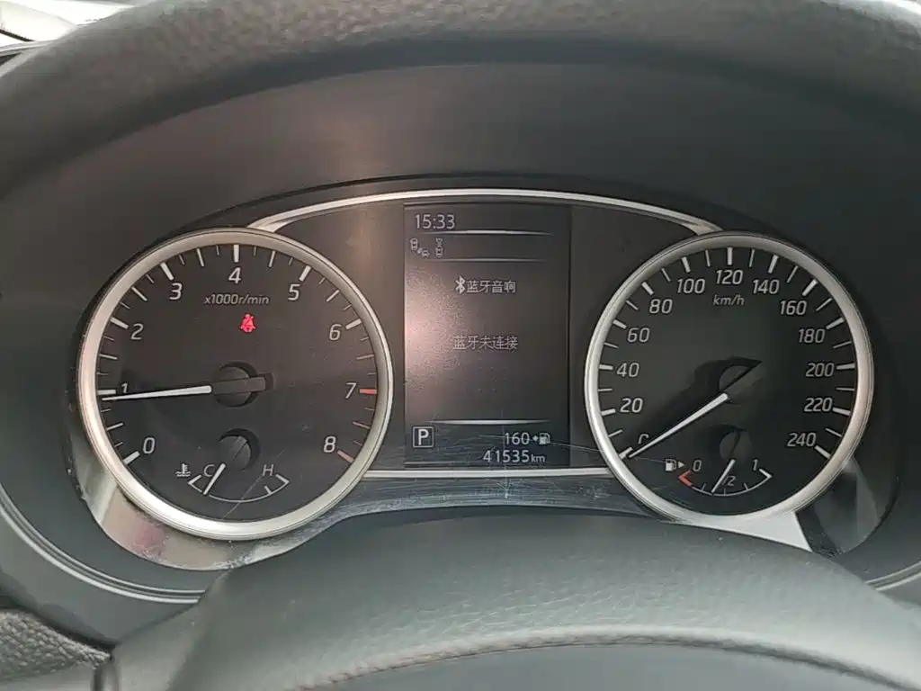 Nissan Tiida 2019 — фото 12