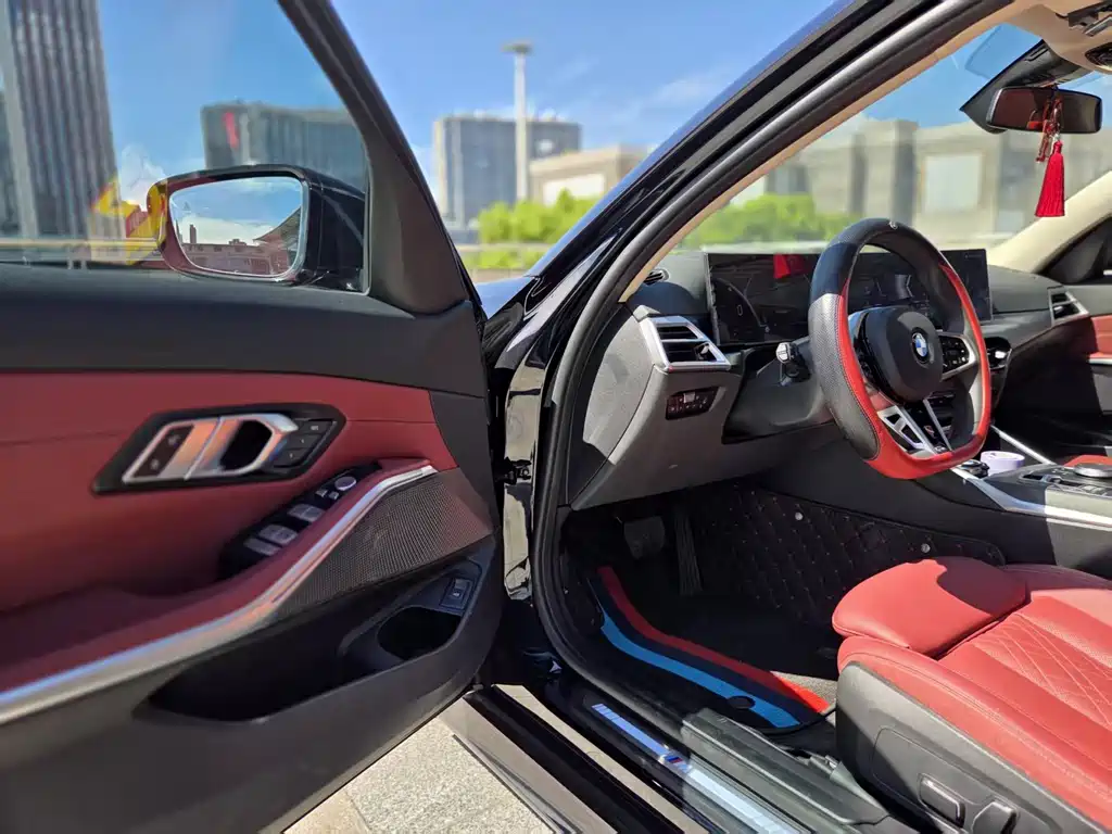 BMW 3 Series 2025