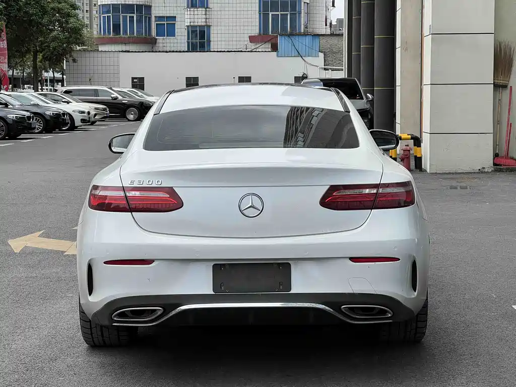 Mercedes-Benz E-Class 2017 — фото 6