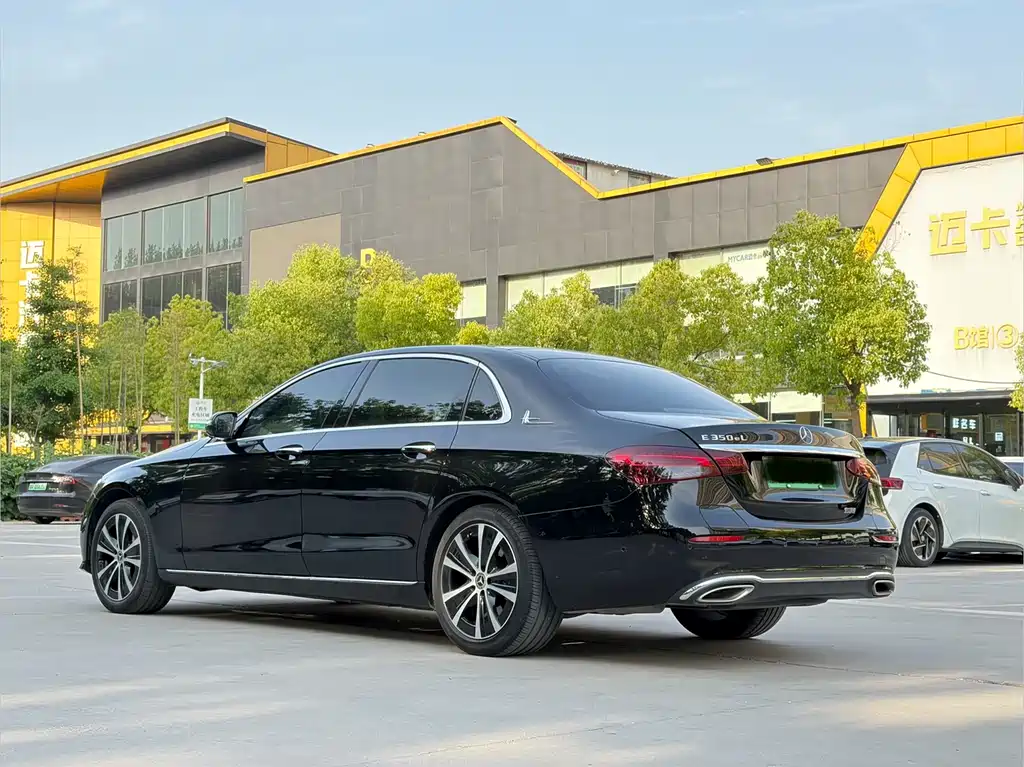 Mercedes-Benz E-Class New Energy 2023 — фото 21