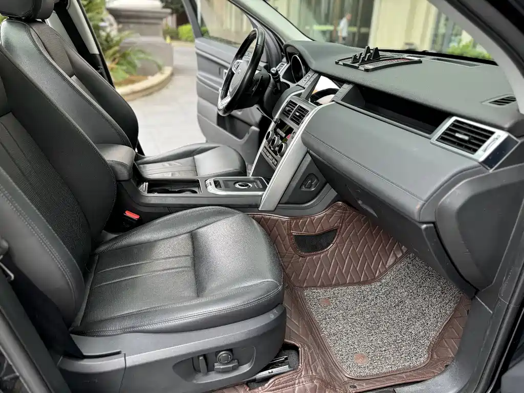 Land Rover Discovery Sport 2017 — фото 5