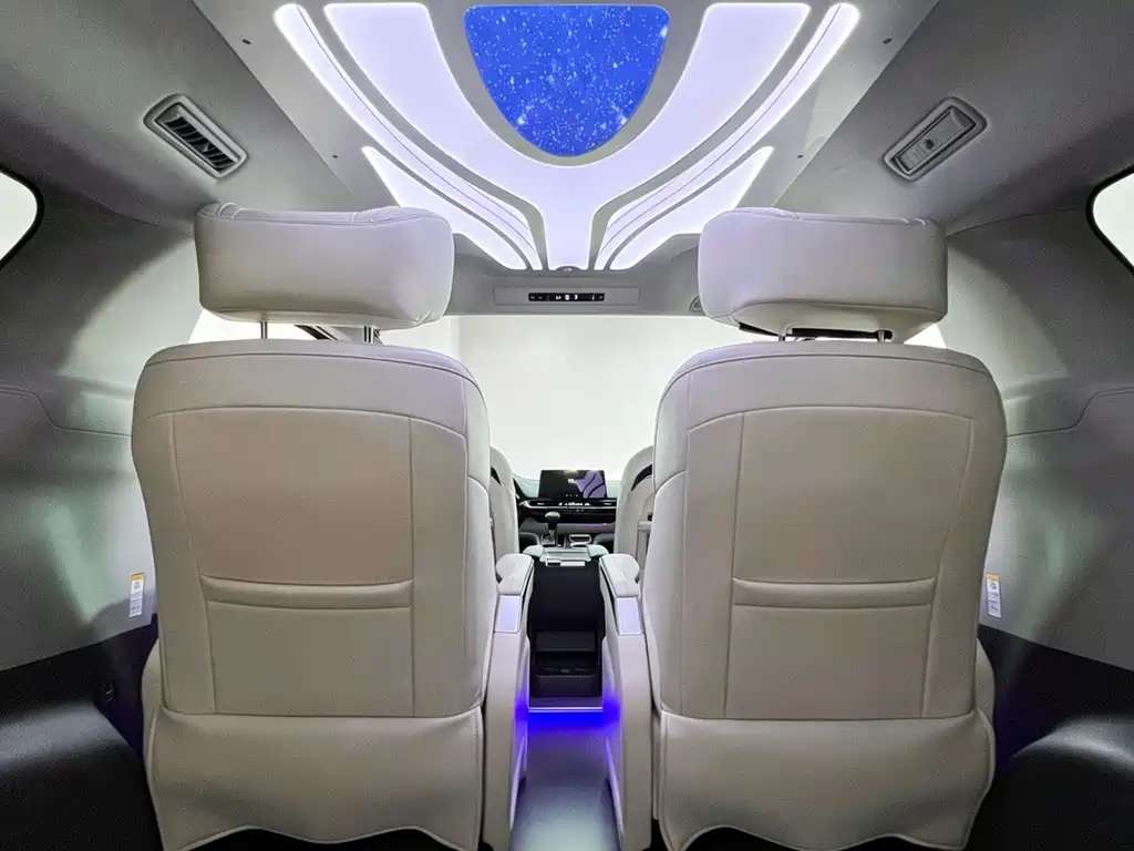 Toyota Sienna 2025 — фото 11