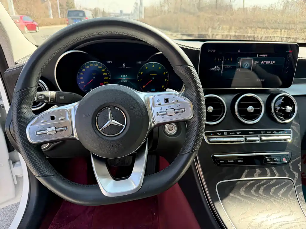 Mercedes-Benz C-Class 2020 — фото 9