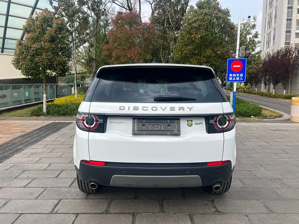 Land Rover Discovery Sport 2018 — фото 14