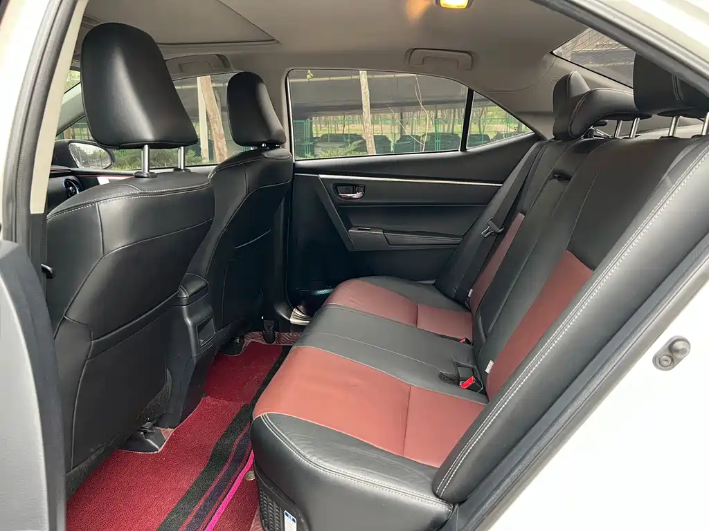 Toyota Corolla 2019 — фото 15