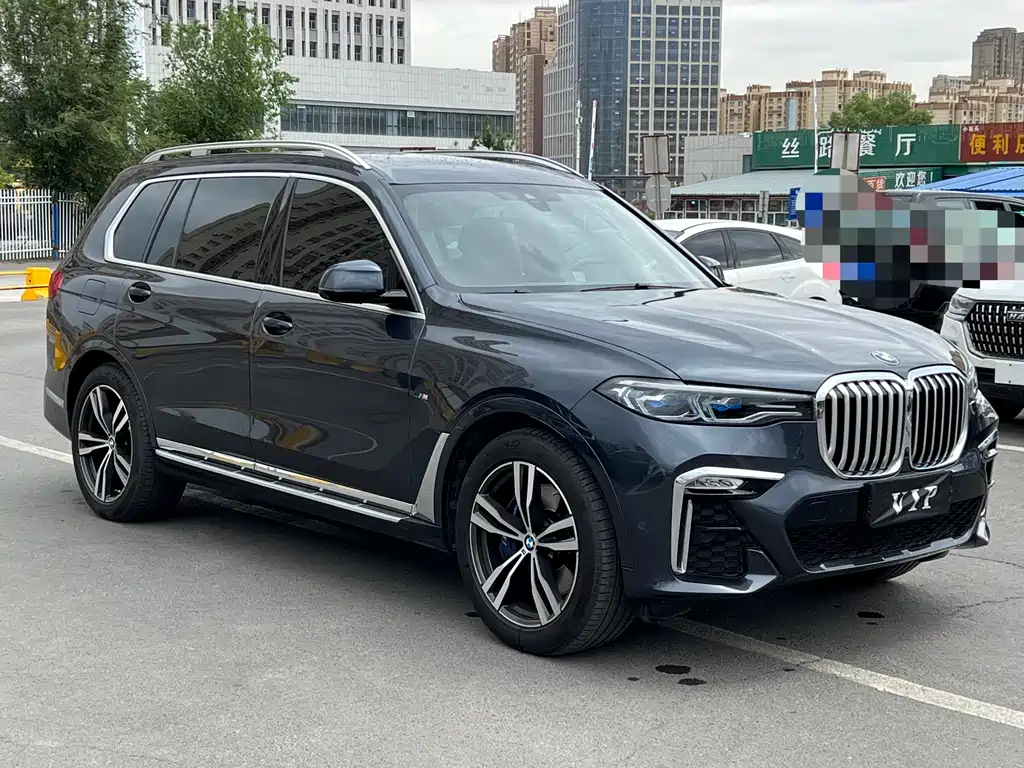 BMW X7 2022 — фото 3