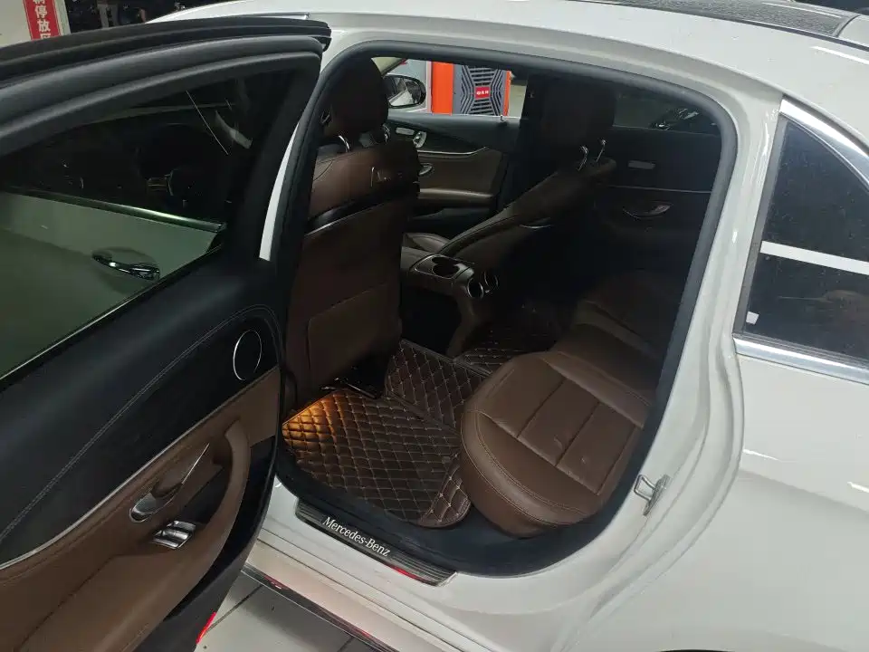 Mercedes-Benz E-Class 2020