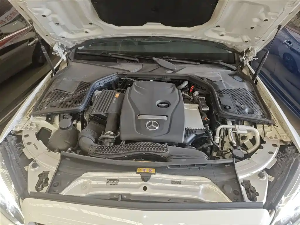 Mercedes-Benz C-Class 2019 — фото 19