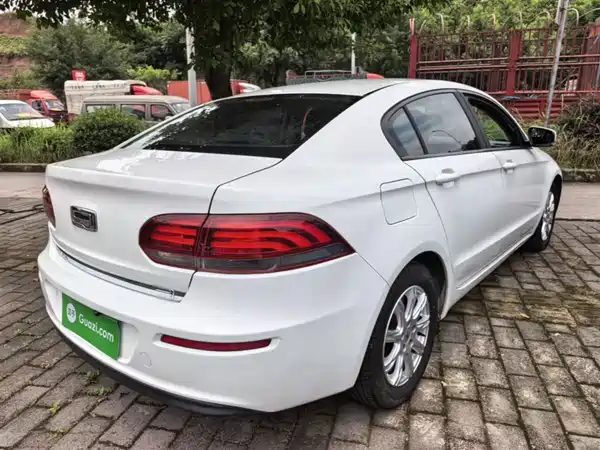 Qoros 3 2018