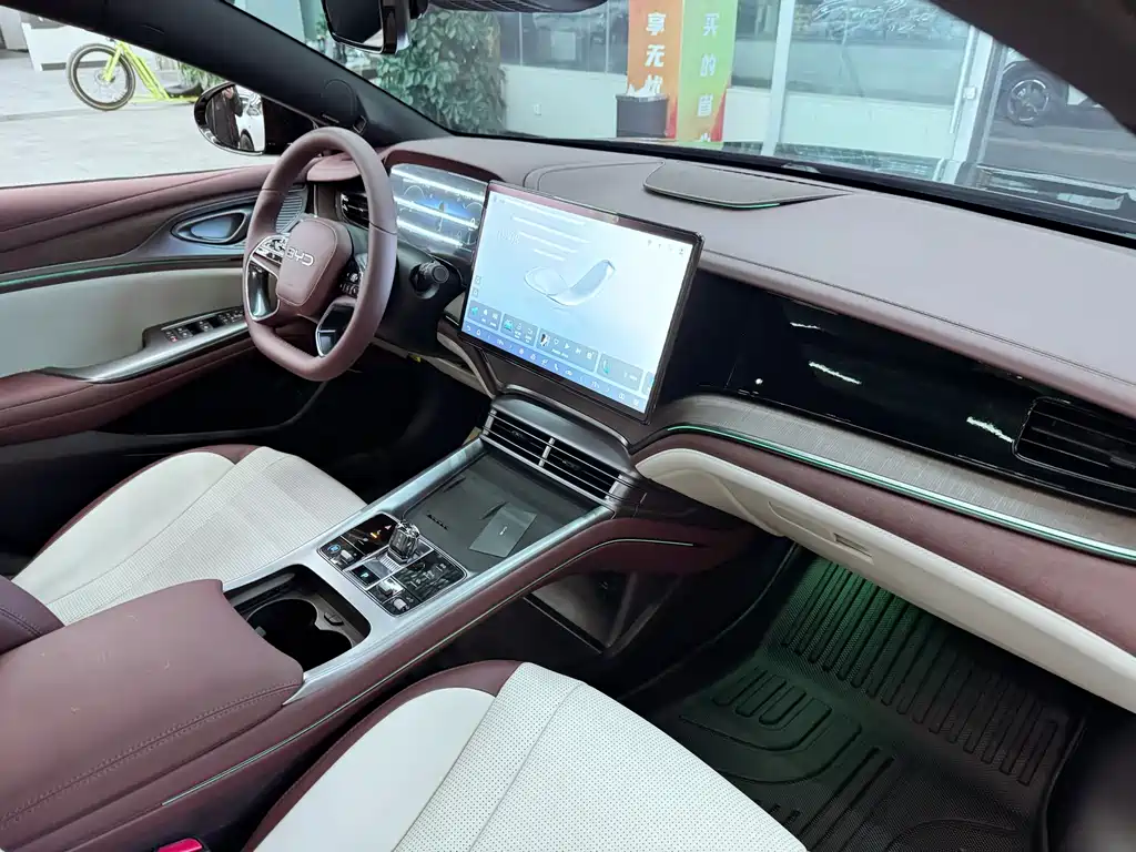 BYD Seal 2023 — фото 18