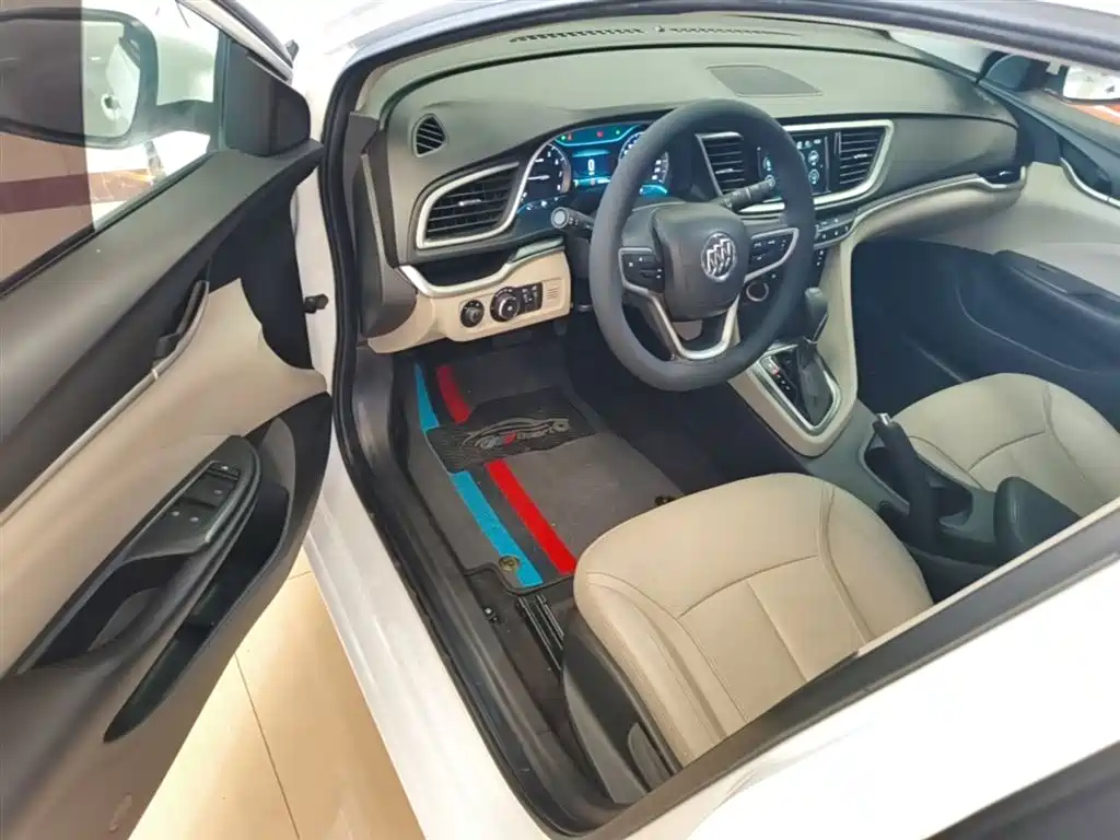 Buick Excelle 2019 — фото 16