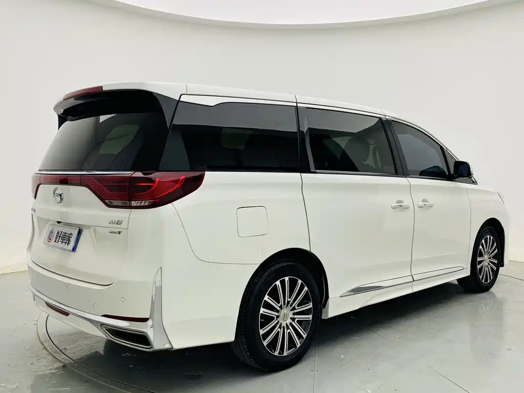 GAC Motor Trumpchi M8 2022 — фото 5