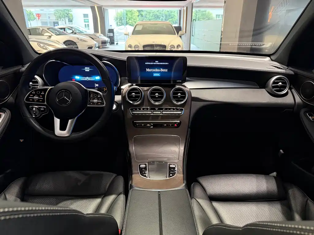 Mercedes-Benz GLC 2021 — фото 10