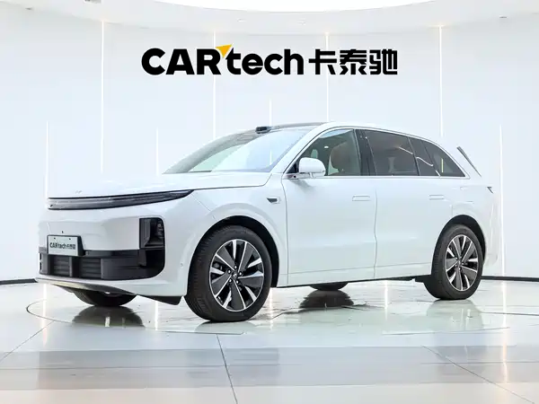 Li Auto L6 2025