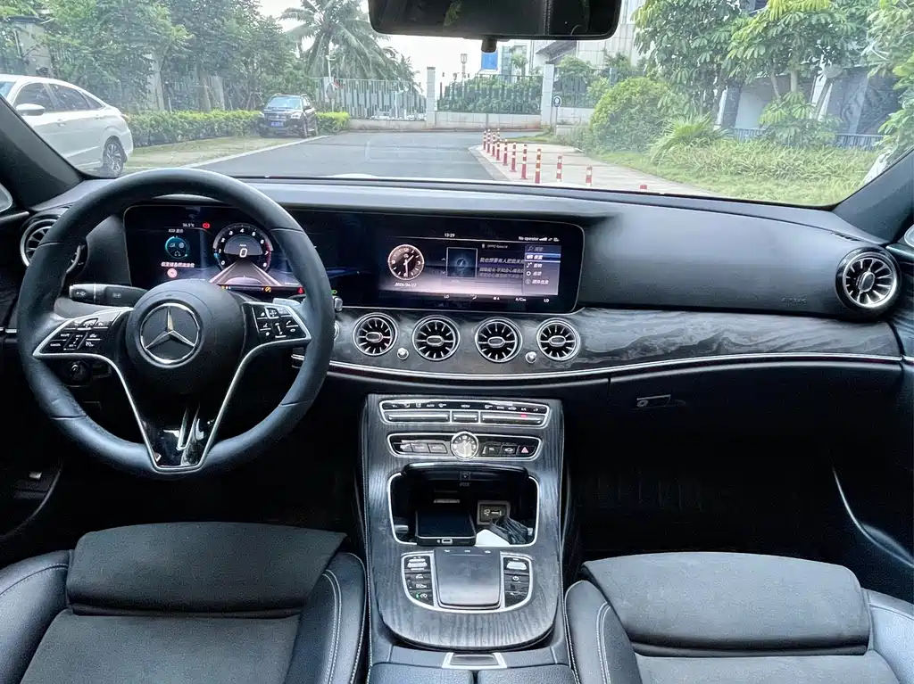 Mercedes-Benz E-Class 2017