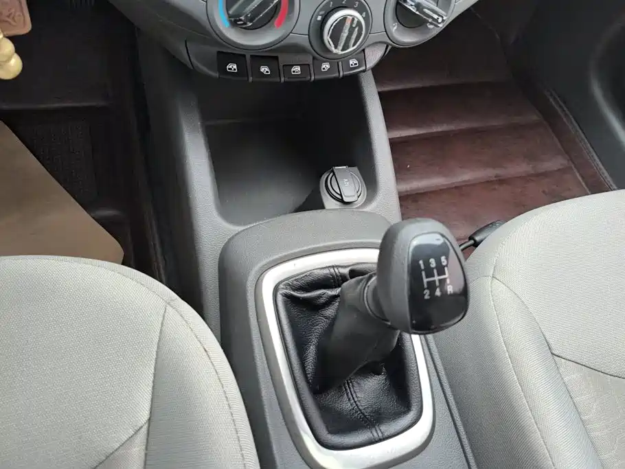 Chevrolet Sail 2018 — фото 16