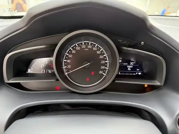 Mazda CX-4 2023