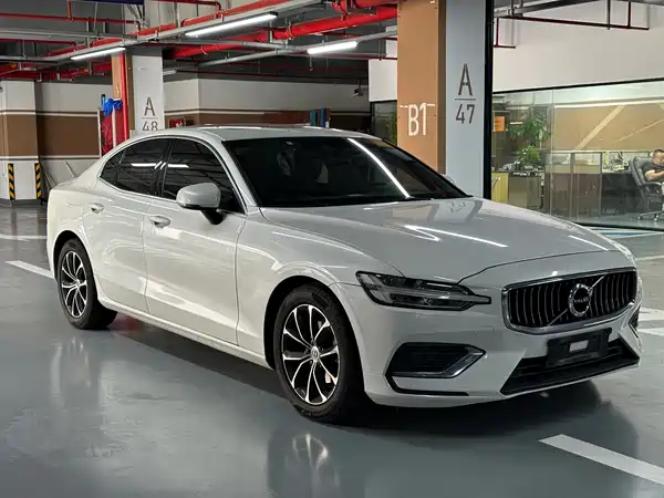 Volvo S60 2020