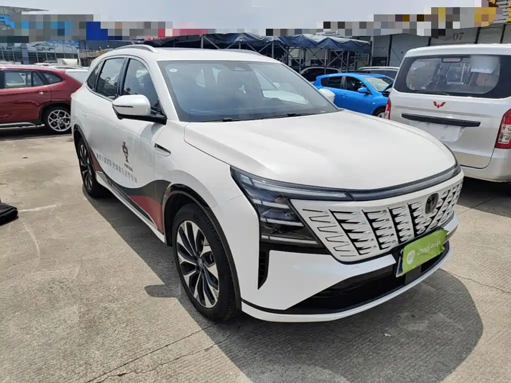 Changan CS75PLUS 2025 — фото 4
