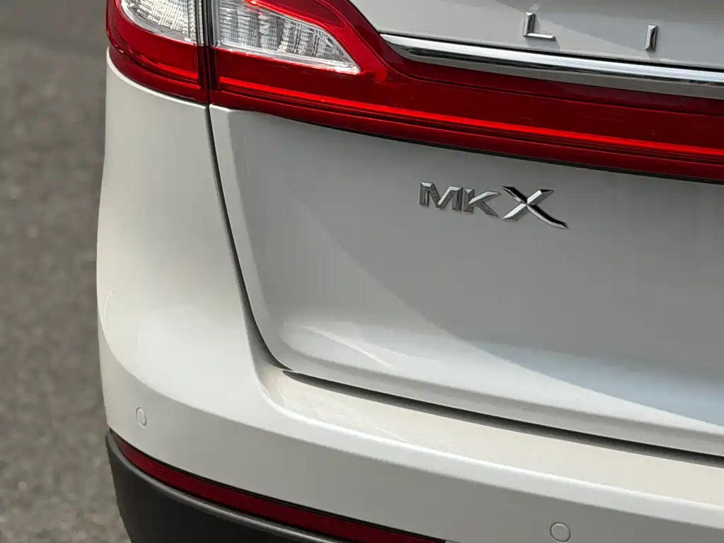 Lincoln MKX 2015 — фото 12