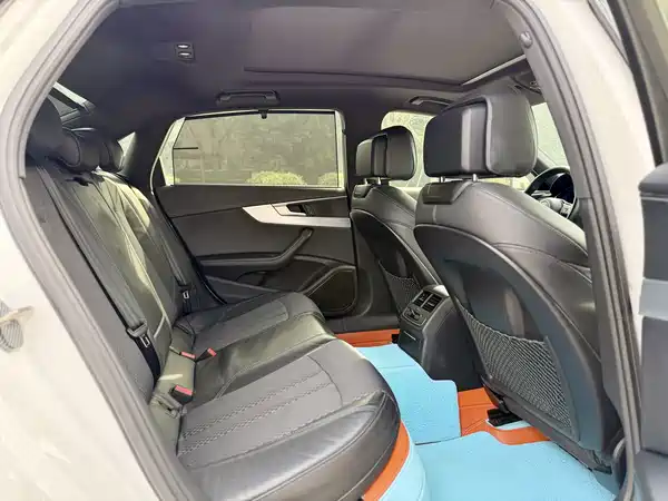 Audi A4L 2019