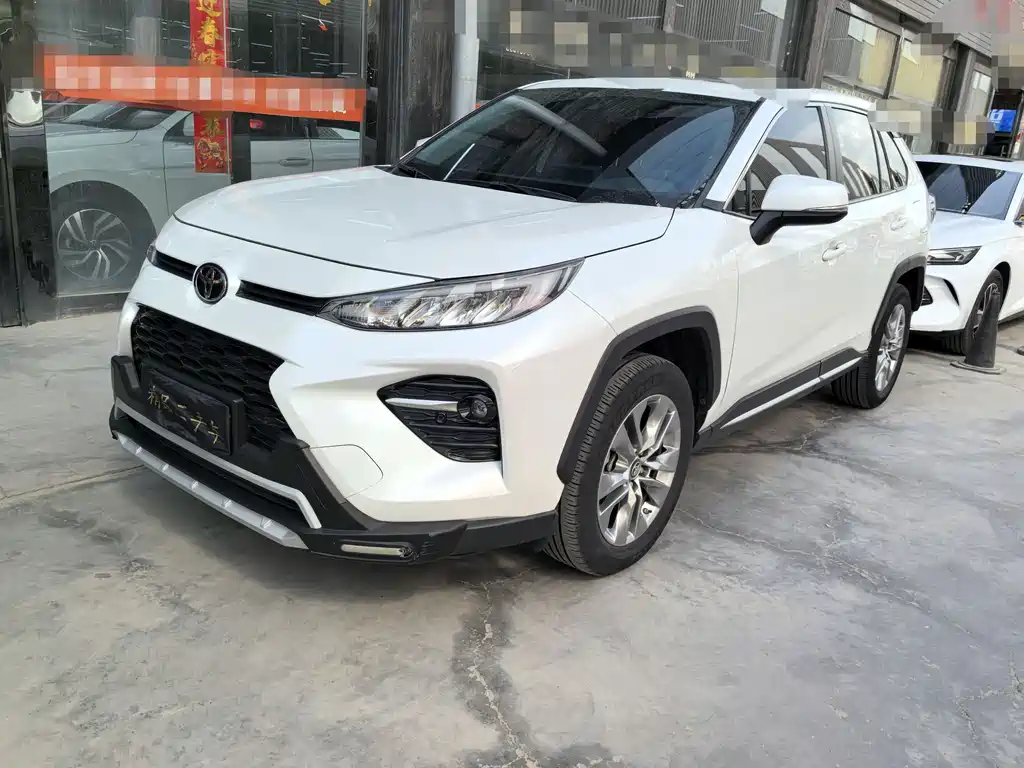 Toyota Wildlander 2021 — фото 1