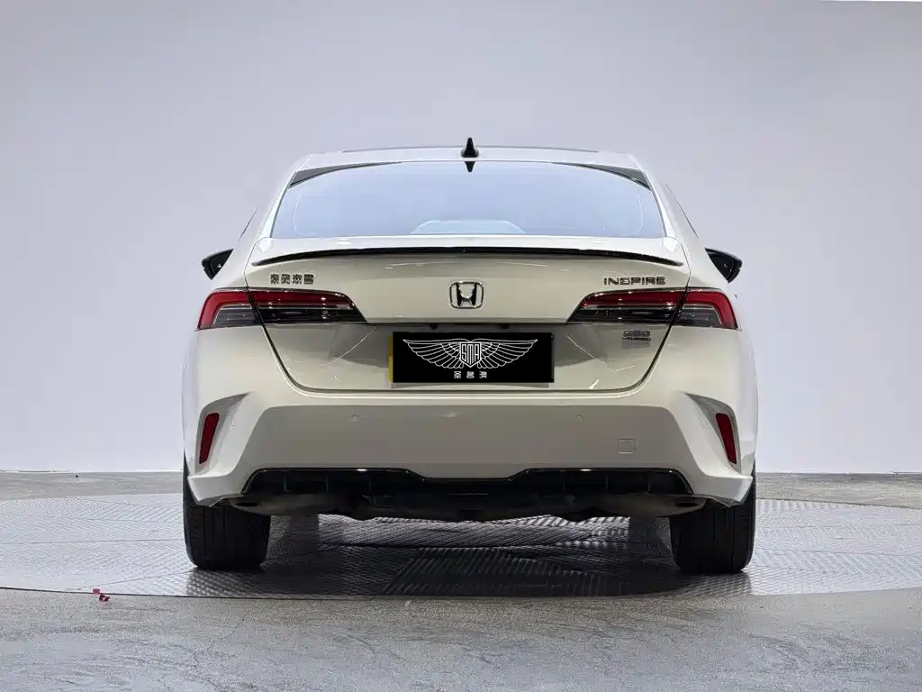 Honda Inspire 2024 — фото 3