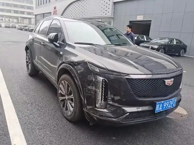 Cadillac XT5 2025 — фото 12