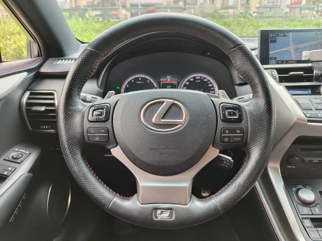 Lexus NX 2015 — фото 10