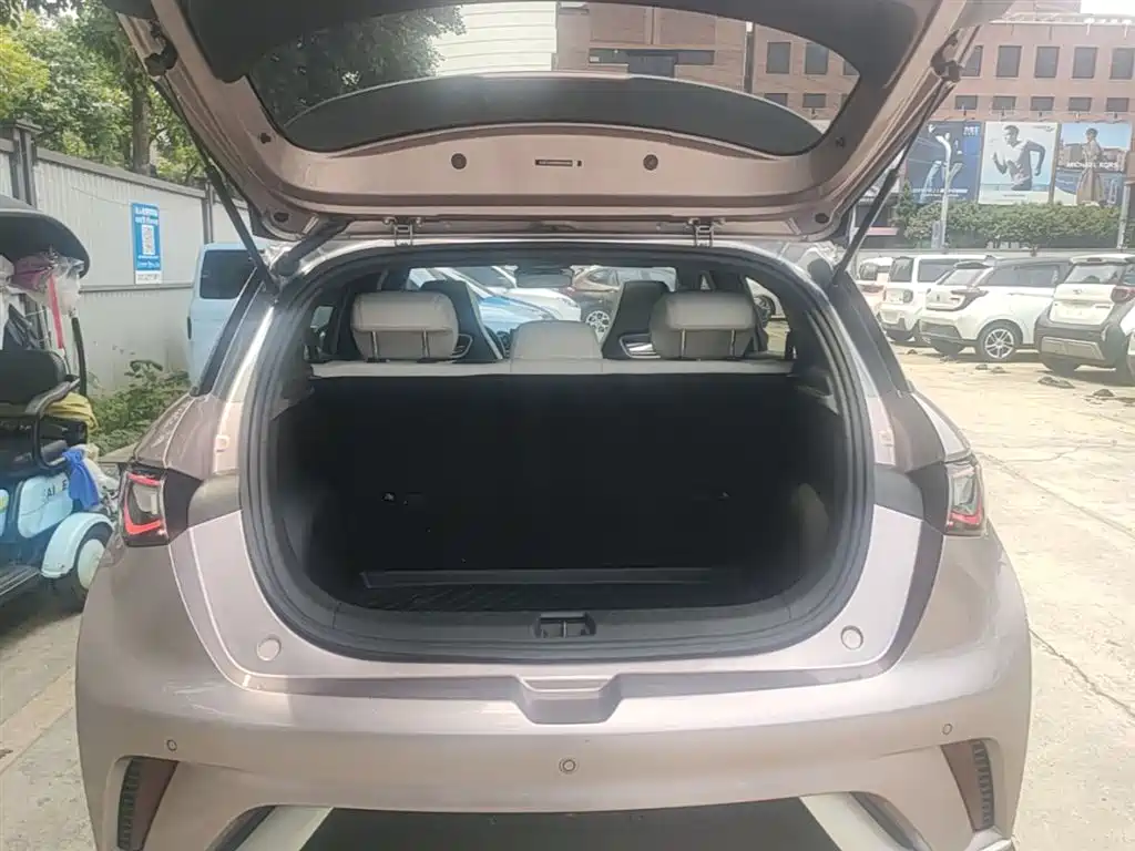 BYD Dolphin 2023 — фото 19