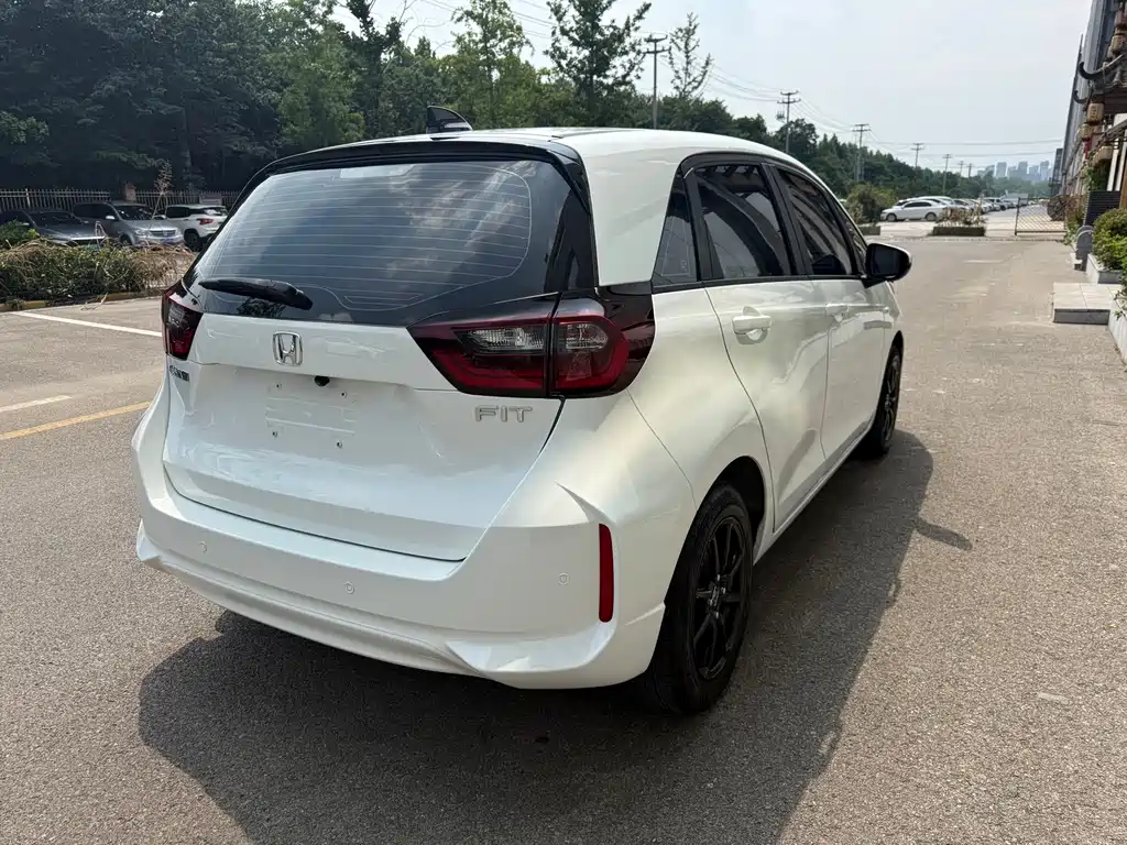 Honda Fit 2023 — фото 9