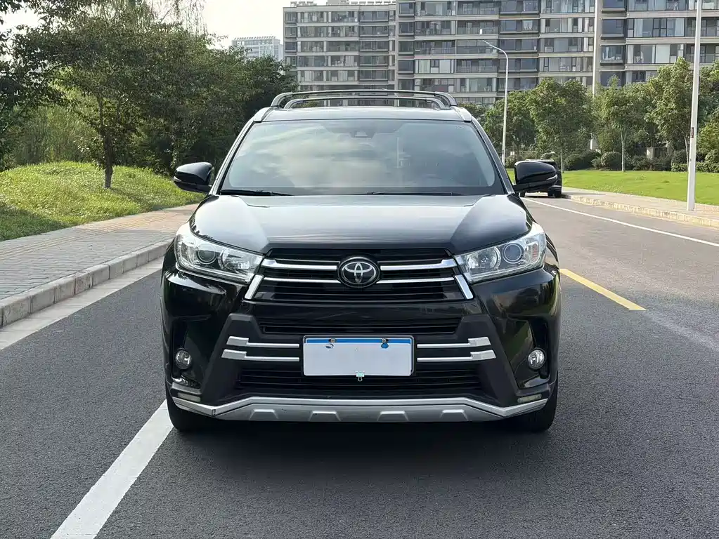 Toyota Highlander 2019 — фото 3