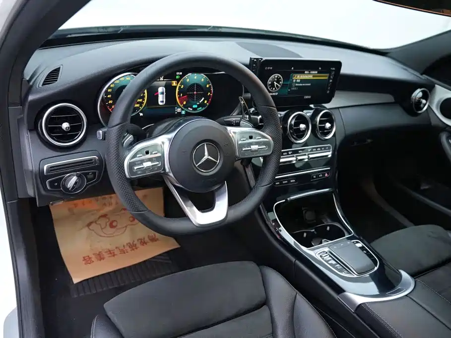 Mercedes-Benz C-Class 2019