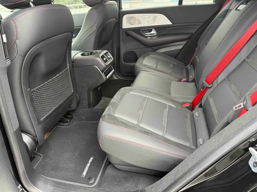 Mercedes-Benz GLE AMG 2024 — фото 11