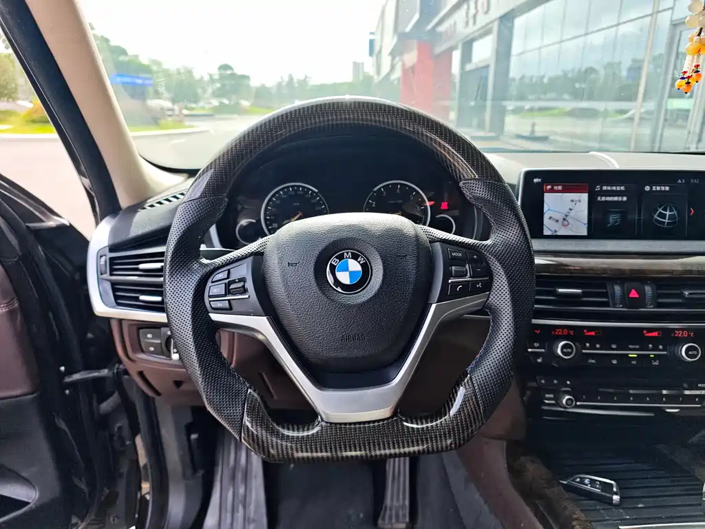 BMW X5 2018 — фото 6