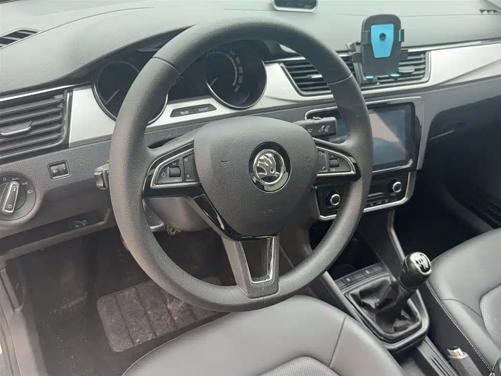 Skoda Rapid 2020 — фото 3