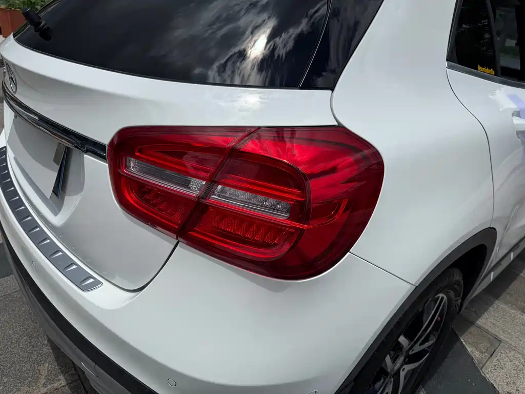 Mercedes-Benz GLA 2017 — фото 36