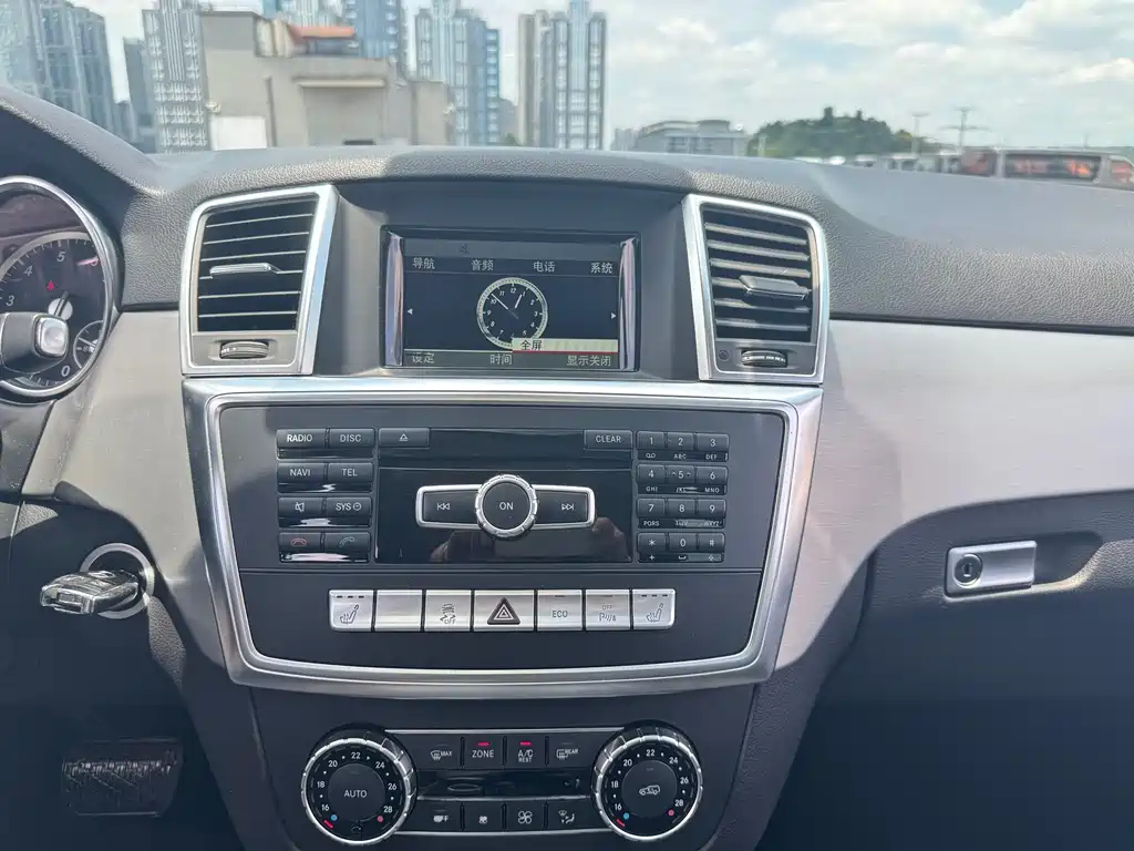 Mercedes-Benz M-Class 2015 — фото 12