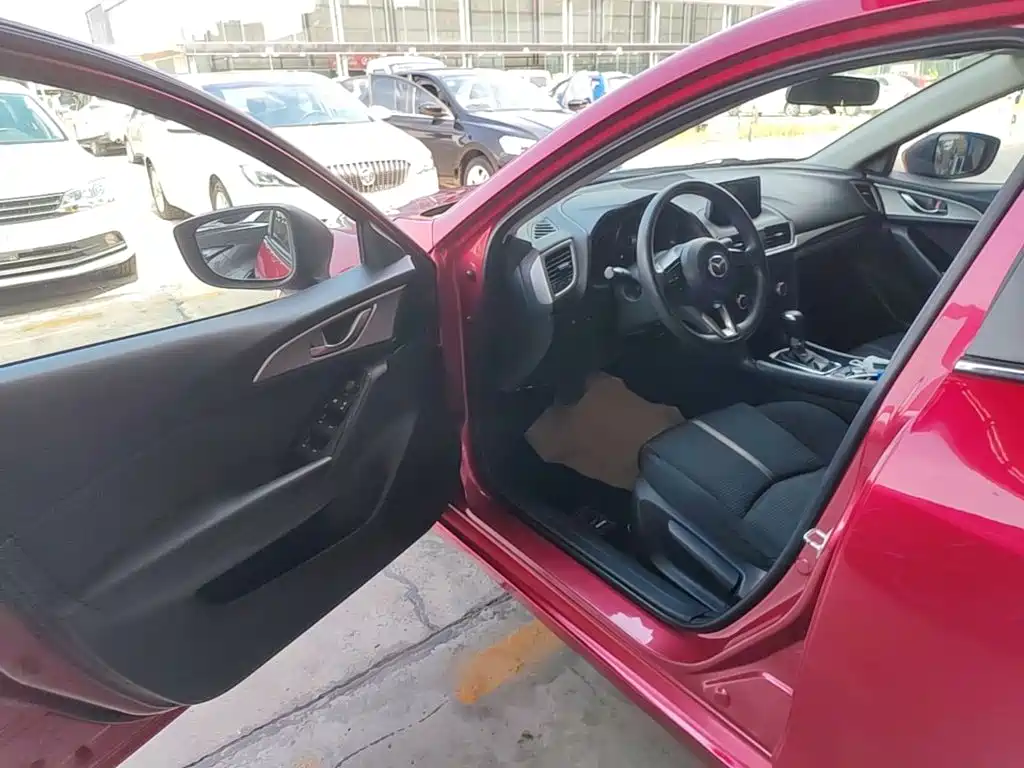 Mazda 3 Angkesela 2018 — фото 16