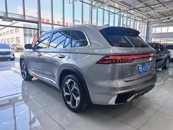 Geely Xingyue L 2025