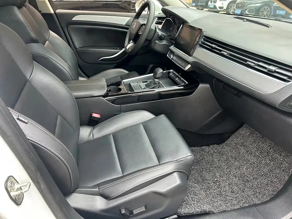 Citroën C5 2018 — фото 13