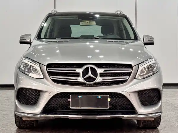 Mercedes-Benz GLE 2016