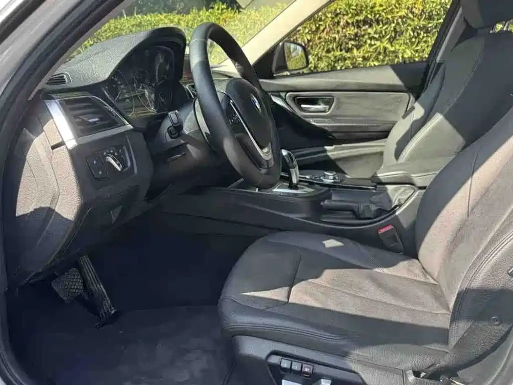 BMW 3 Series 2016